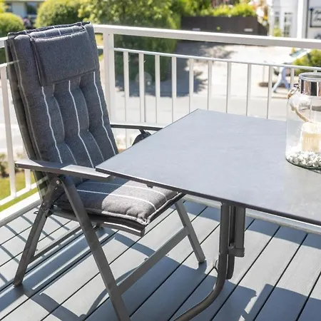 Dornkamp 4 - Luxurioese Fuer 4 Personen Inklusive Balkon Und Sauna